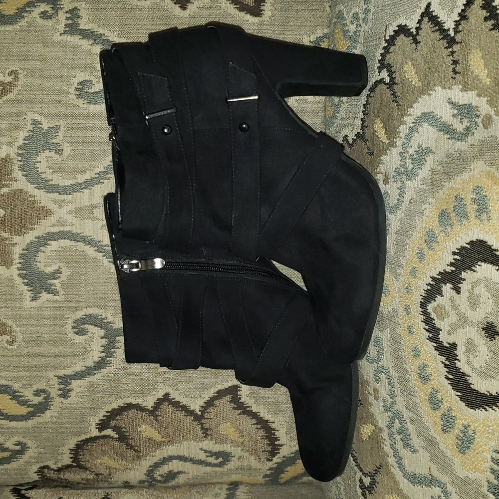 Sam & Libby booties